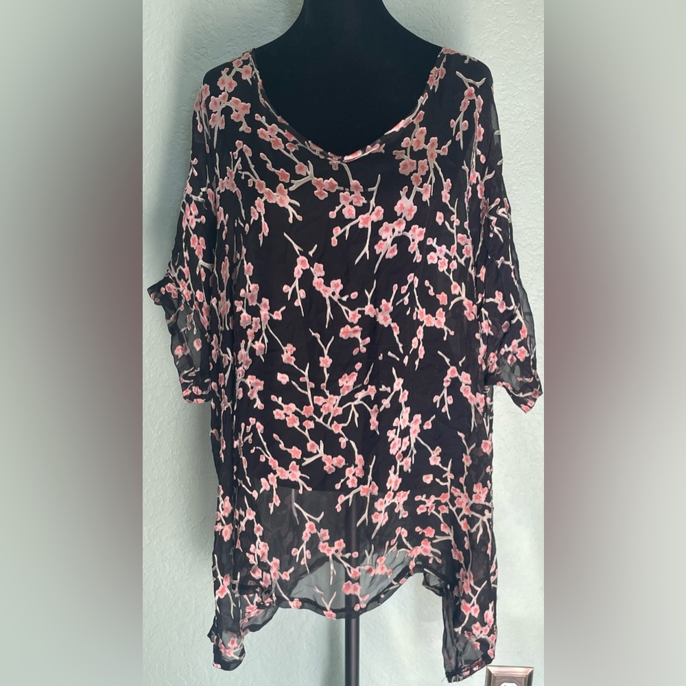 Floral Black and Pink Women's Top